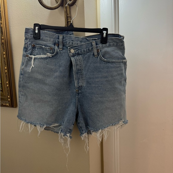 AGOLDE Criss Cross Jean Shorts - Picture 4 of 6